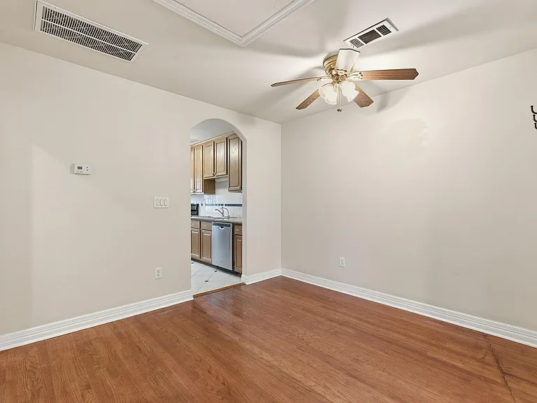 2513 Shakespeare St #3 — Photo 17