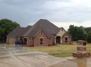 2611 NW 7th St, Newcastle, OK 73065