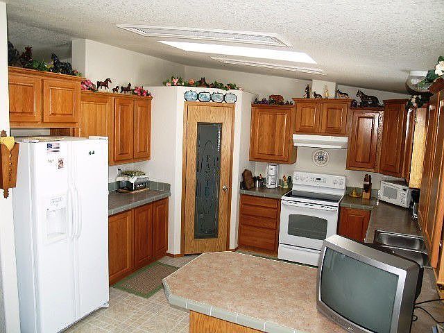 1st image of 801 Tundra Dr