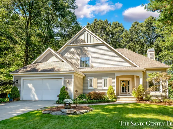 16091 Waterleaf Trl, Spring Lake, MI 49456