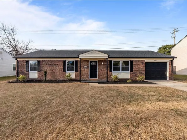 5593 Stonehaven Dr, Virginia Beach, VA 23464