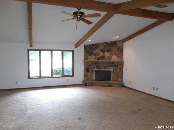 3rd image of 2610 Foxbury Ln