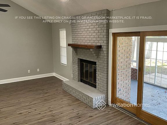 3rd image of 2241 Staggerbush Dr