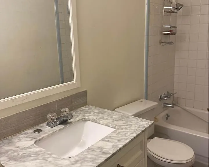 1427 Wellington Ave — Photo 9