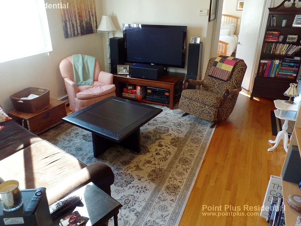 2nd image of 129 Thorndike St