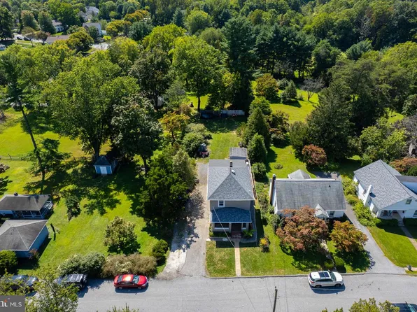 15 Aldyth Ave, Reisterstown, MD 21136
