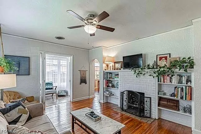 4819 Attleboro St — Photo 22