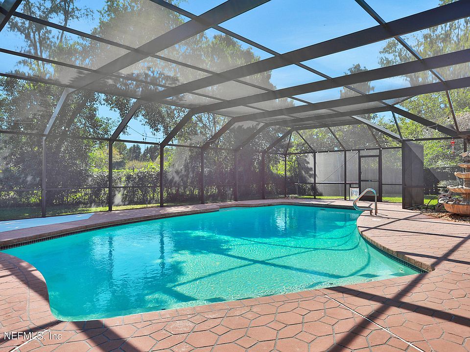 1st image of 397 PERTHSHIRE Drive