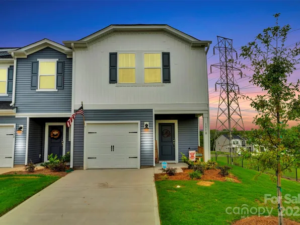 1310 Falling Acorn Ln, Concord, NC 28027