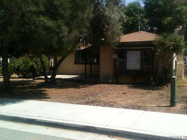 2nd image of 24985 Atwood Ave