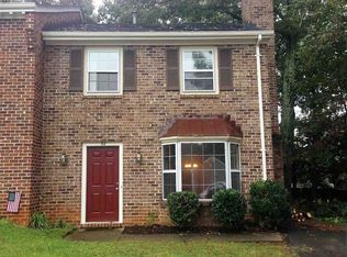 52 Court Pl, Charlottesville, VA