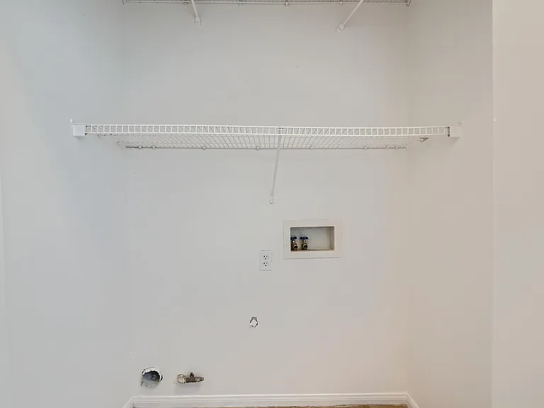 1720 Dwayne Stedman Ave — Photo 24