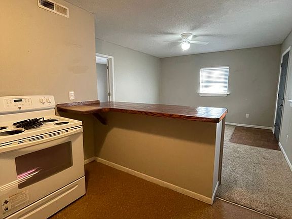 5th image of 1116 Union St APT 2