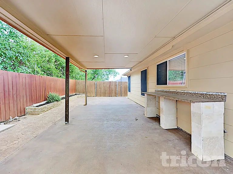 4000 Sapphire Ln — Photo 16
