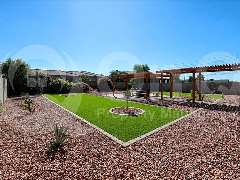 16227 N 21st St — Photo 36