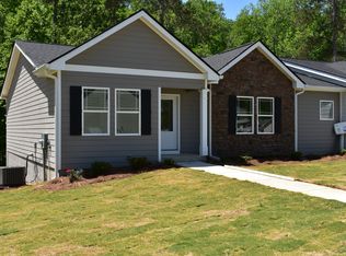 6130 Garden Cir, Douglasville, GA 30135