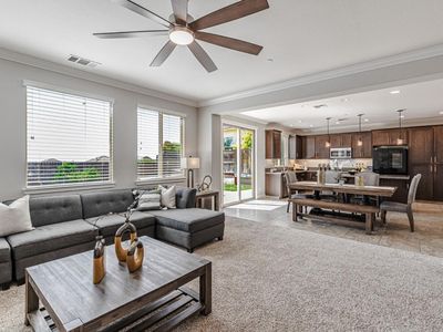 1616 Foxtail Ct, Hollister, CA, 95023