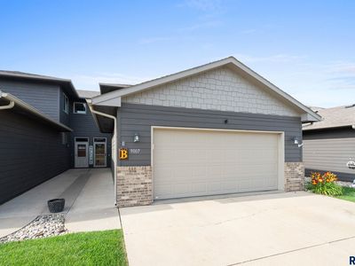 9007 W 32nd St, Sioux Falls, SD, 57106