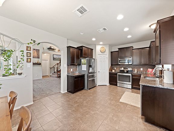 5th image of 5516 Pinery Dr