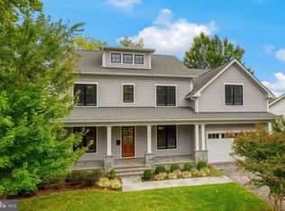 3325 N Kensington St, Arlington, VA 22207