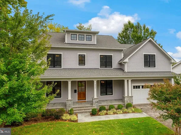3325 N Kensington St, Arlington, VA 22207