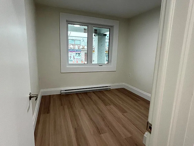 659 Vaughan Rd #2 — Photo 12