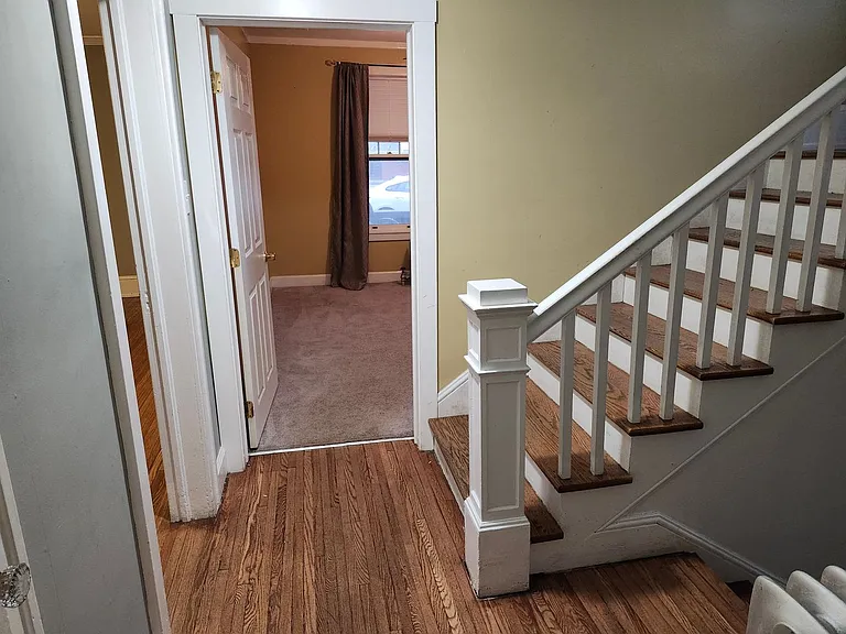 21 Port Republic Rd — Photo 8