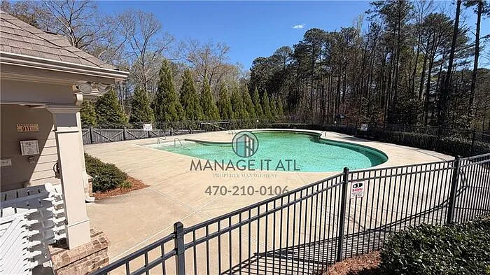 2558 Village Park Bnd — Photo 38
