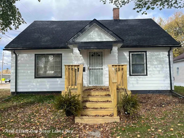 1320 W Genesee Ave, Saginaw, MI 48602