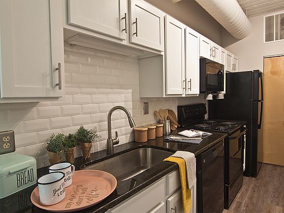 2nd image of 1278 W 9th St #1-1204