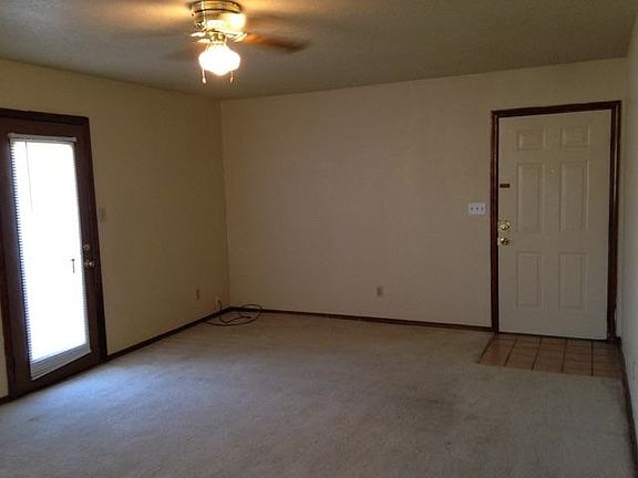 4th image of 4002 NW Ozmun Ave APT B6