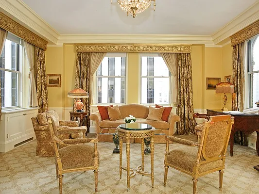 Sold by Sotheby's International Realty | media 1