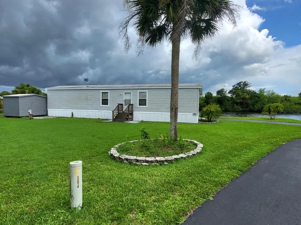 1339 Old Lakeport Road NW #14, Moore Haven, FL 33471