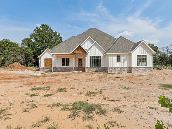 2nd image of 7912 Cypress Forest Cir