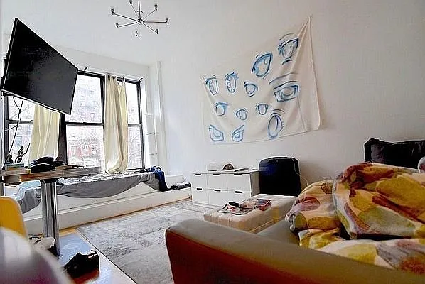 Rented by J Misrahi Realty Corp | media 10