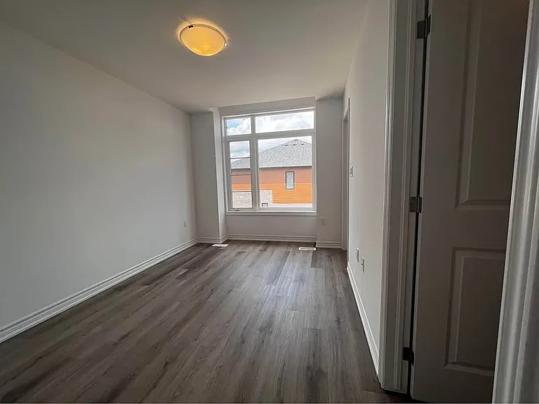 461 Blackburn Dr #39 — Photo 16