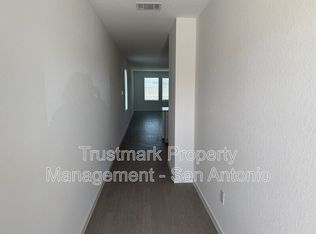 1527 Silver Crk, New Braunfels, TX 78130