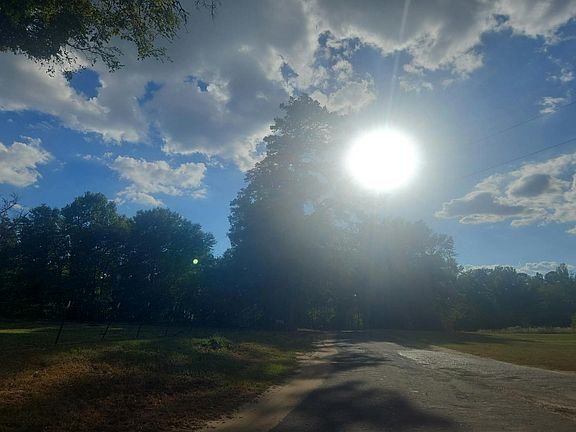 4th image of 9677 Groundhog Rd