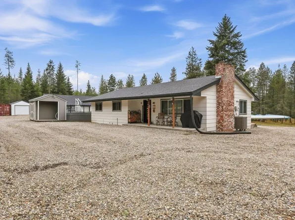 1061 Roberts Rd, Newport, WA 99156