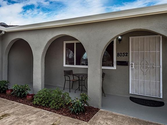 4th image of 8032 Glen Eva Way