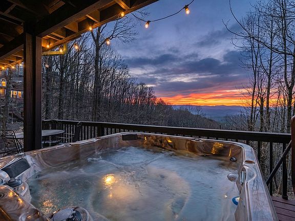 5th image of 170 Walnut Rdg