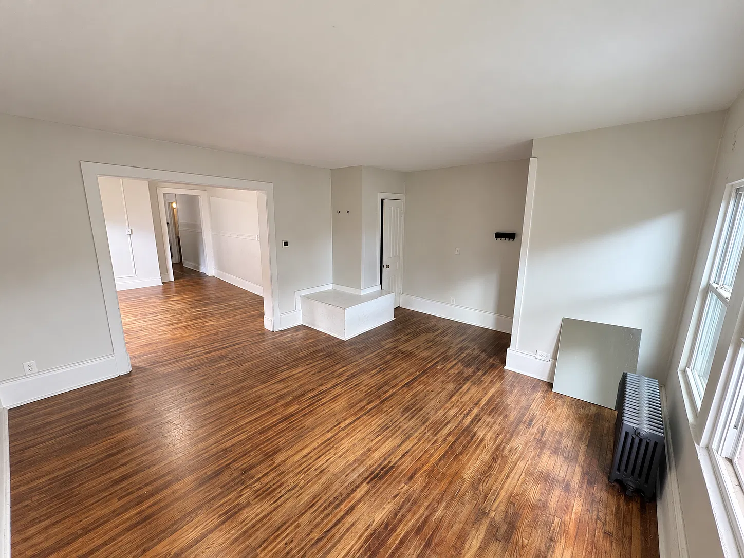 300 Maryland Ave - Lower — Photo 2