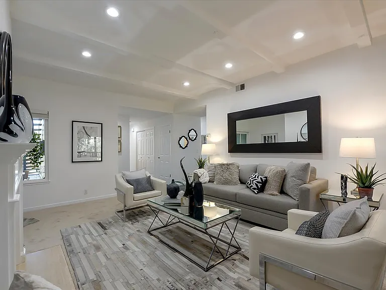 1150 Pine St #D — Photo 10