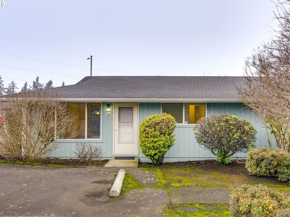 13647 Gaffney Ln APT 16, Oregon City, OR 97045