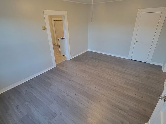 4th image of 20 Pythian Ave Unit 1L