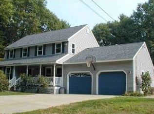 32 Old Wilton Rd, Mont Vernon, NH 03057