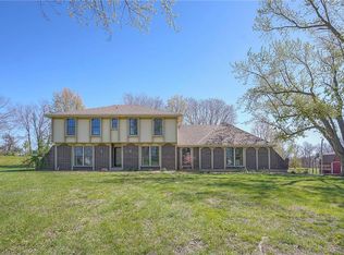 12321 Fishing River Rd, Liberty, MO 64068