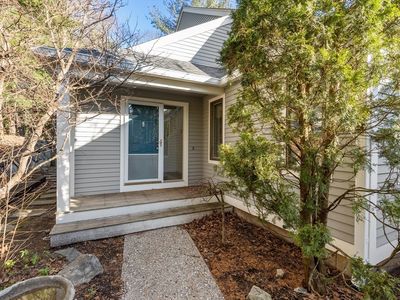 2 Pickwick Way Unit 2, Wayland, MA, 01778