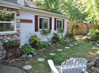 159 Trelawne Dr, Irondequoit, NY 14622