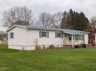 305 Oak Ave, Elkland, PA 16920